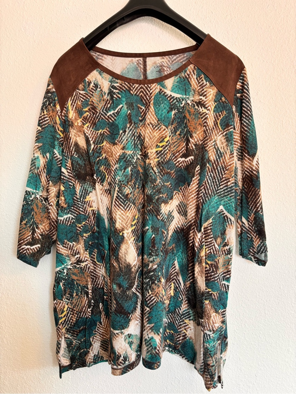 Catherines 22/24W Floral Abstract Tunic Top | Asymmetrical Hem